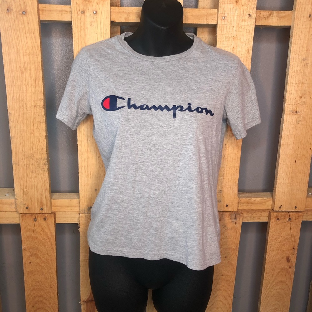 Champion T-shirt❤️